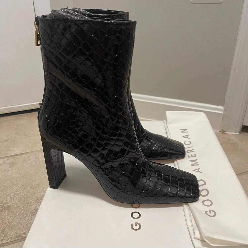 Good American Croc Embossed Square Toe Ankle Boot Patent Black